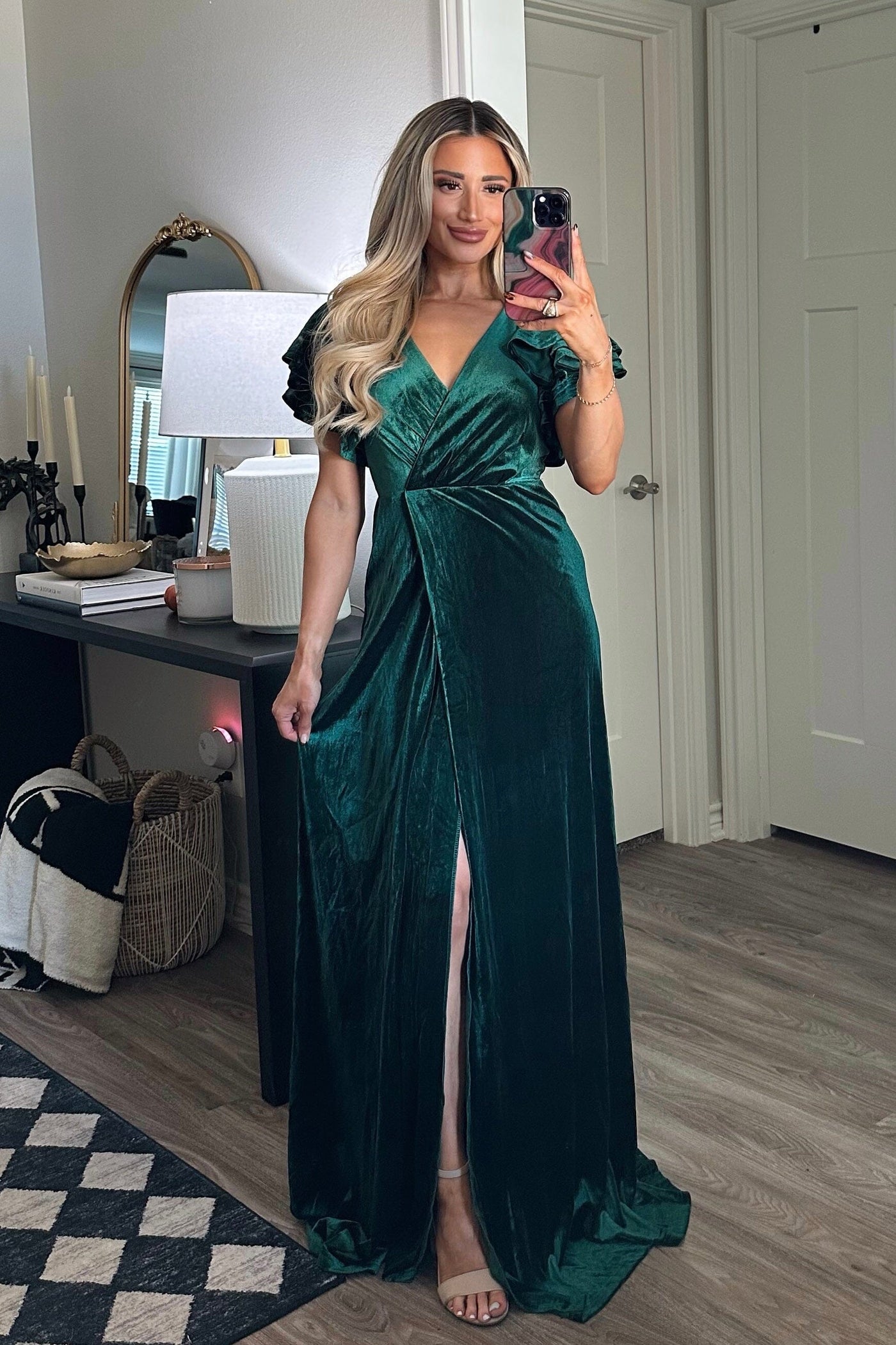 Campbell Velvet Maxi Dress: Emerald - Bella and Bloom Boutique