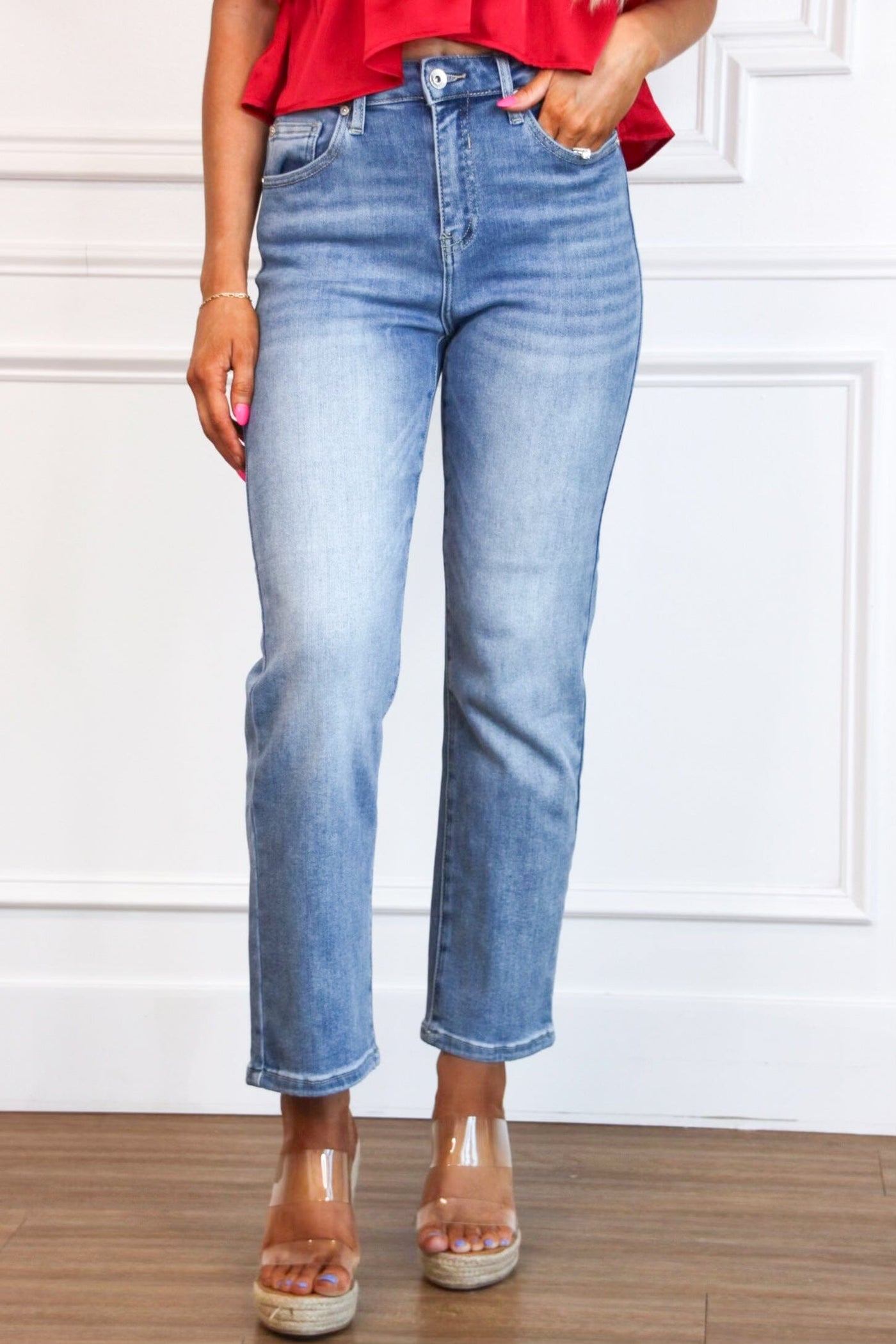 Mattie High Rise Mom Straight Denim: Medium Wash - Bella and Bloom Boutique