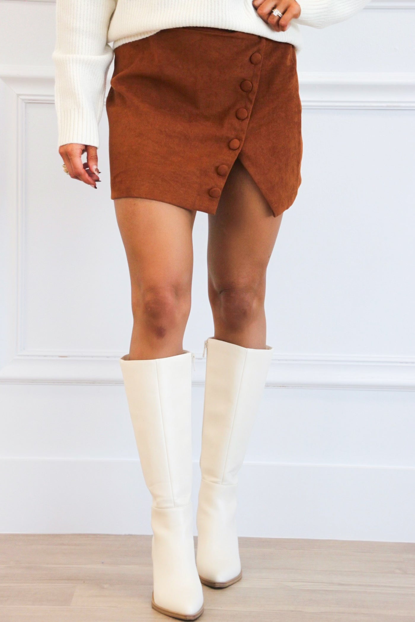 Cece Suede Button Mini Skirt: Brown