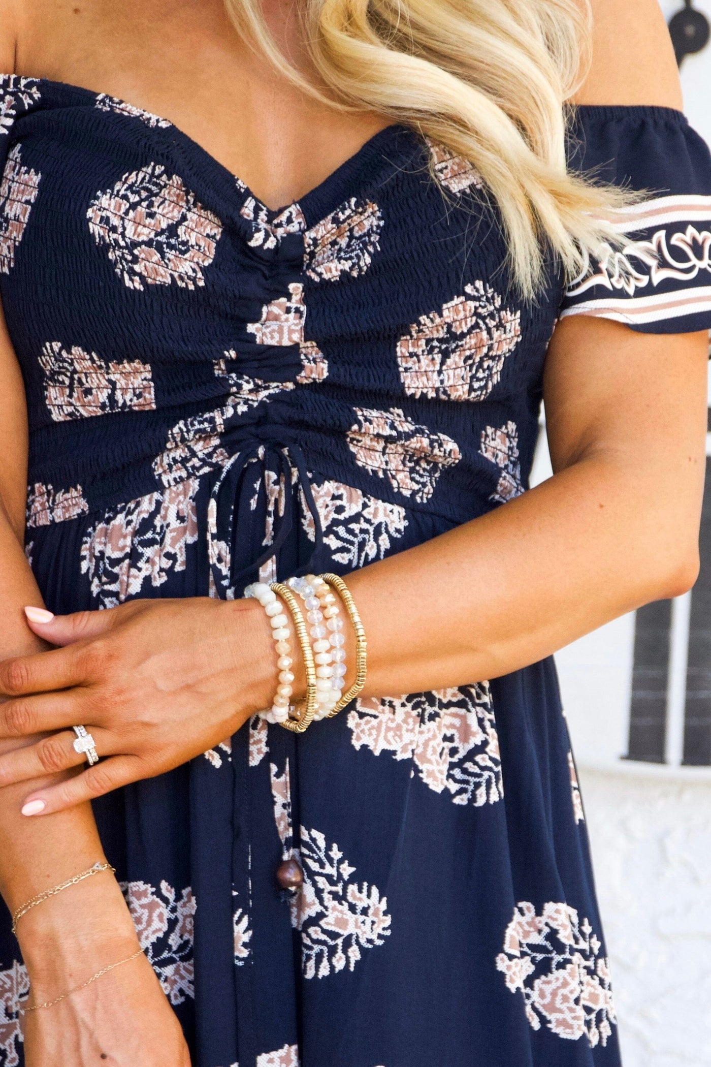 Teagan Beaded Bracelet Set: Off White/Gold - Bella and Bloom Boutique