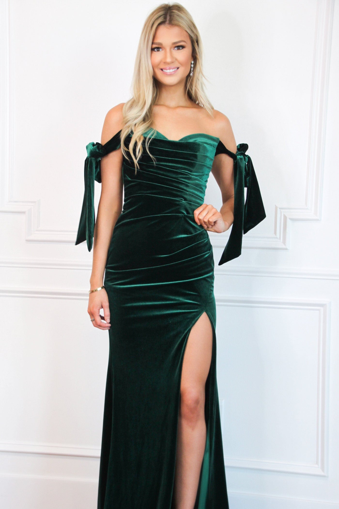 Southern Class Bow Sleeve Formal Dress: Emerald Velvet - Bella and Bloom Boutique