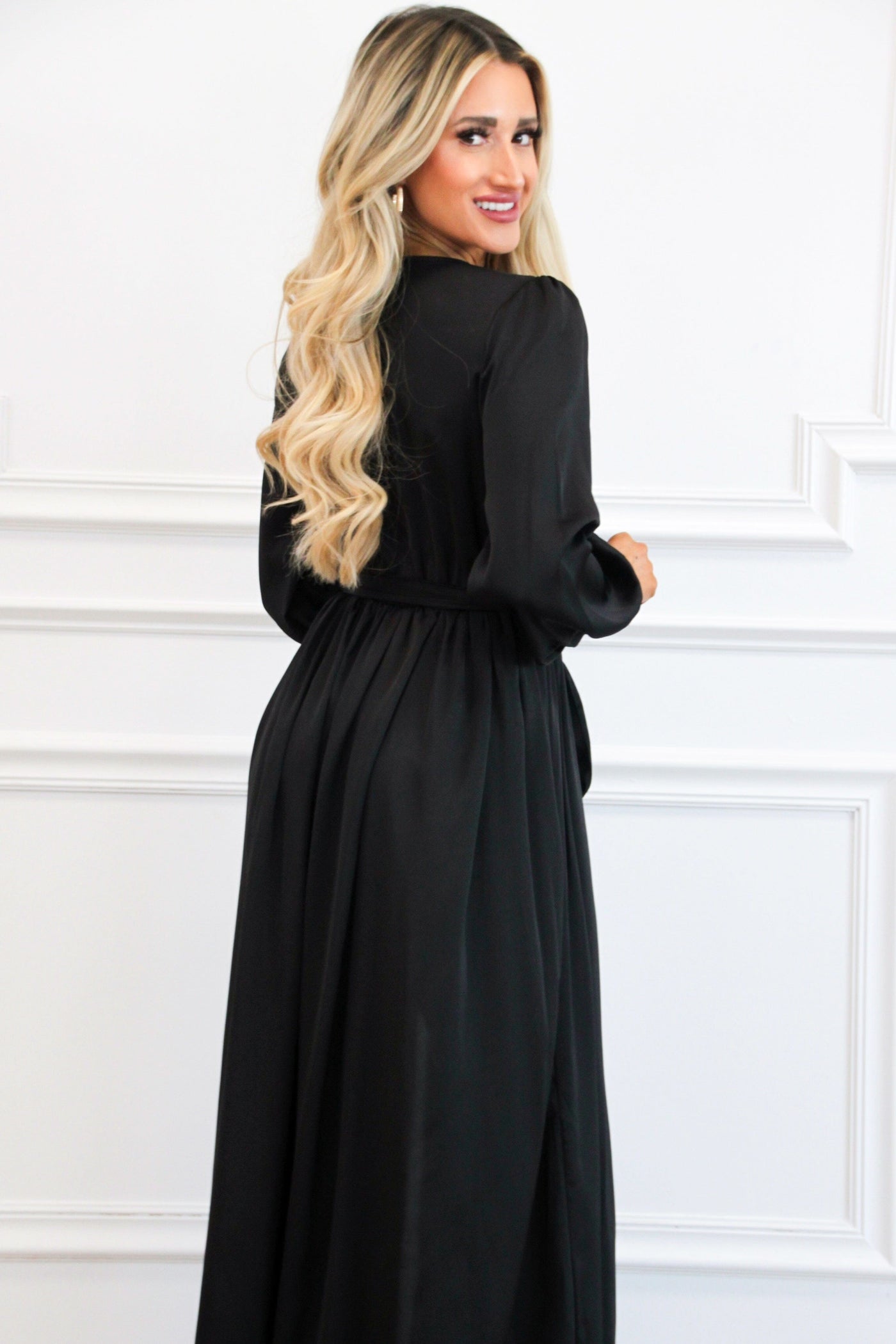 Winter Beauty Maxi Dress: Black - Bella and Bloom Boutique