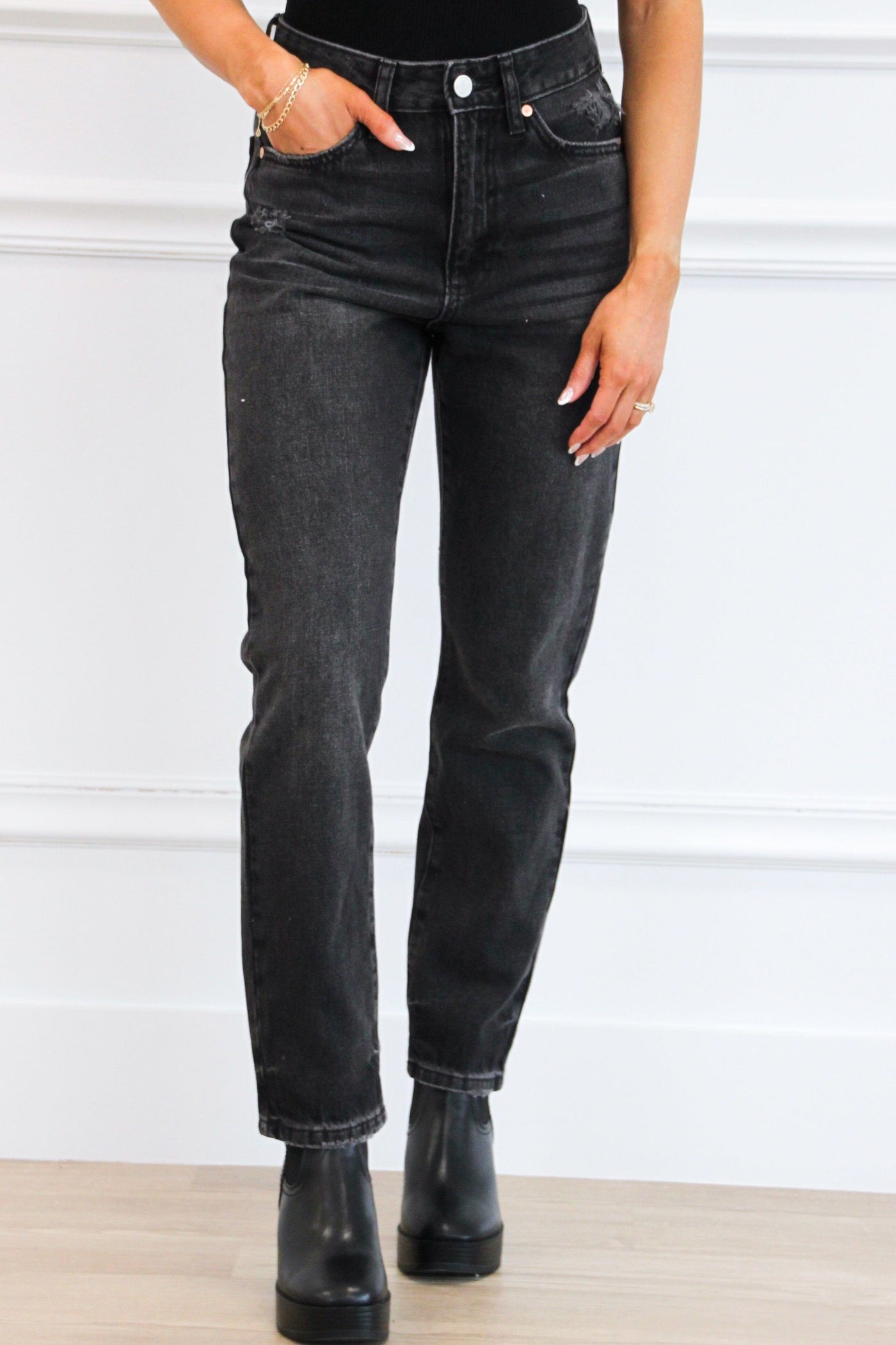 Reid High Rise Girlfriend Denim: Washed Black - Bella and Bloom Boutique