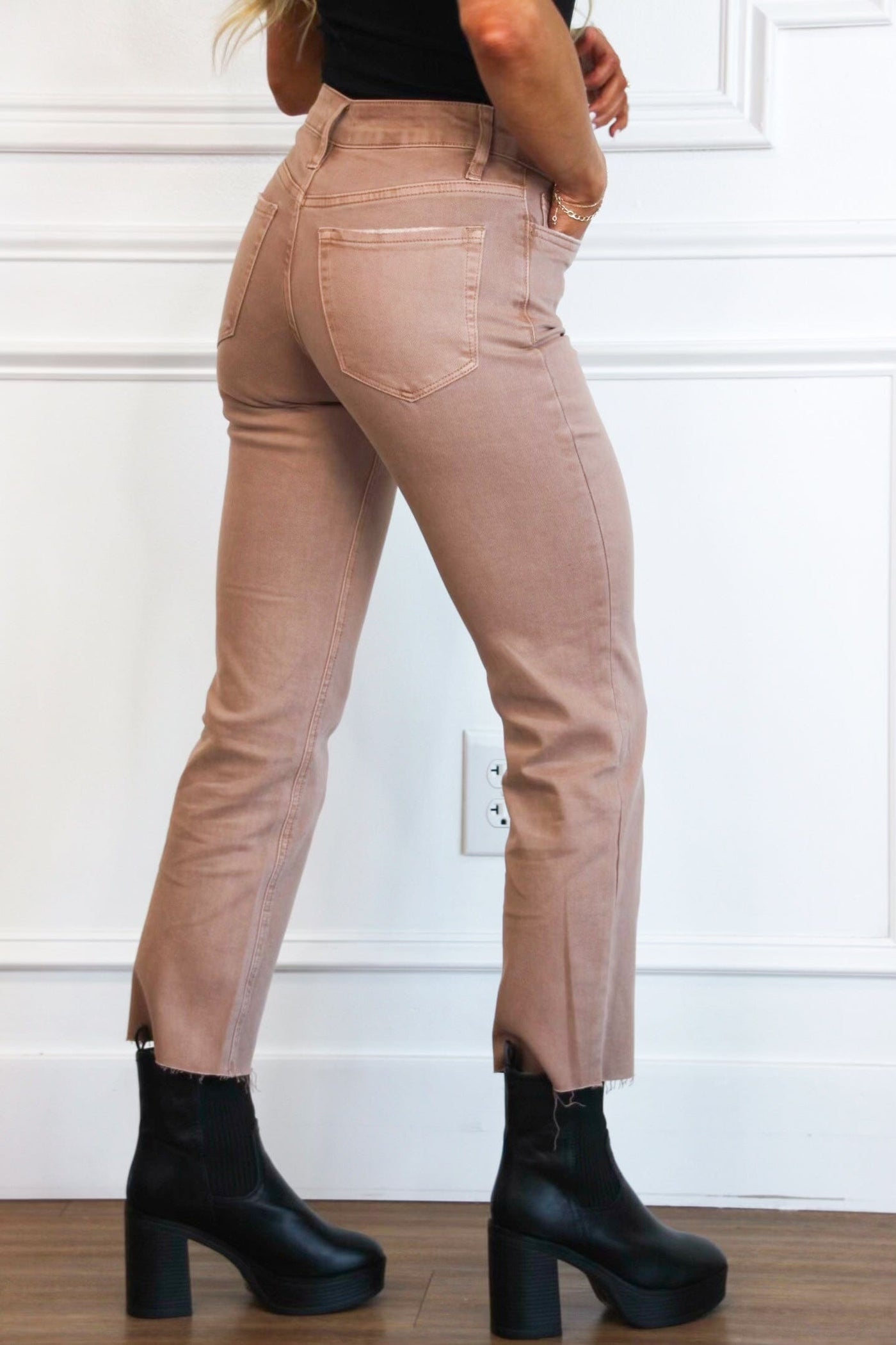 Leading the Way Straight Denim: Clay - Bella and Bloom Boutique