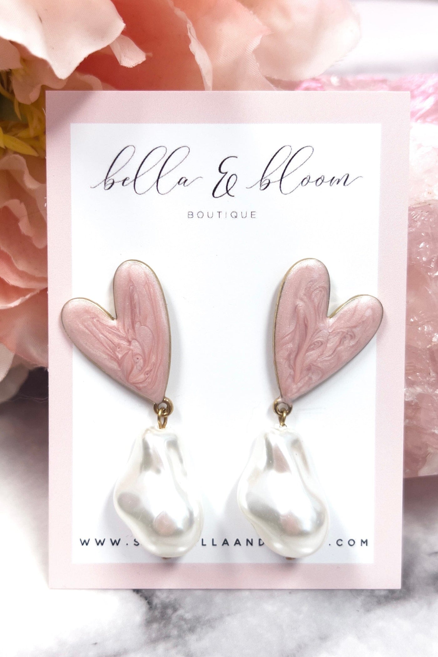 Lucy Pearl Heart Earrings: Light Pink/White - Bella and Bloom Boutique
