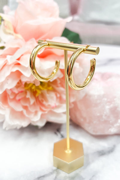 Every Day Essential Thick Hoop Earrings: Gold - Bella and Bloom Boutique