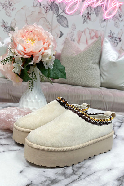 Moonie Stitched Fur Lined Platform Clog Slides: Nude - Bella and Bloom Boutique