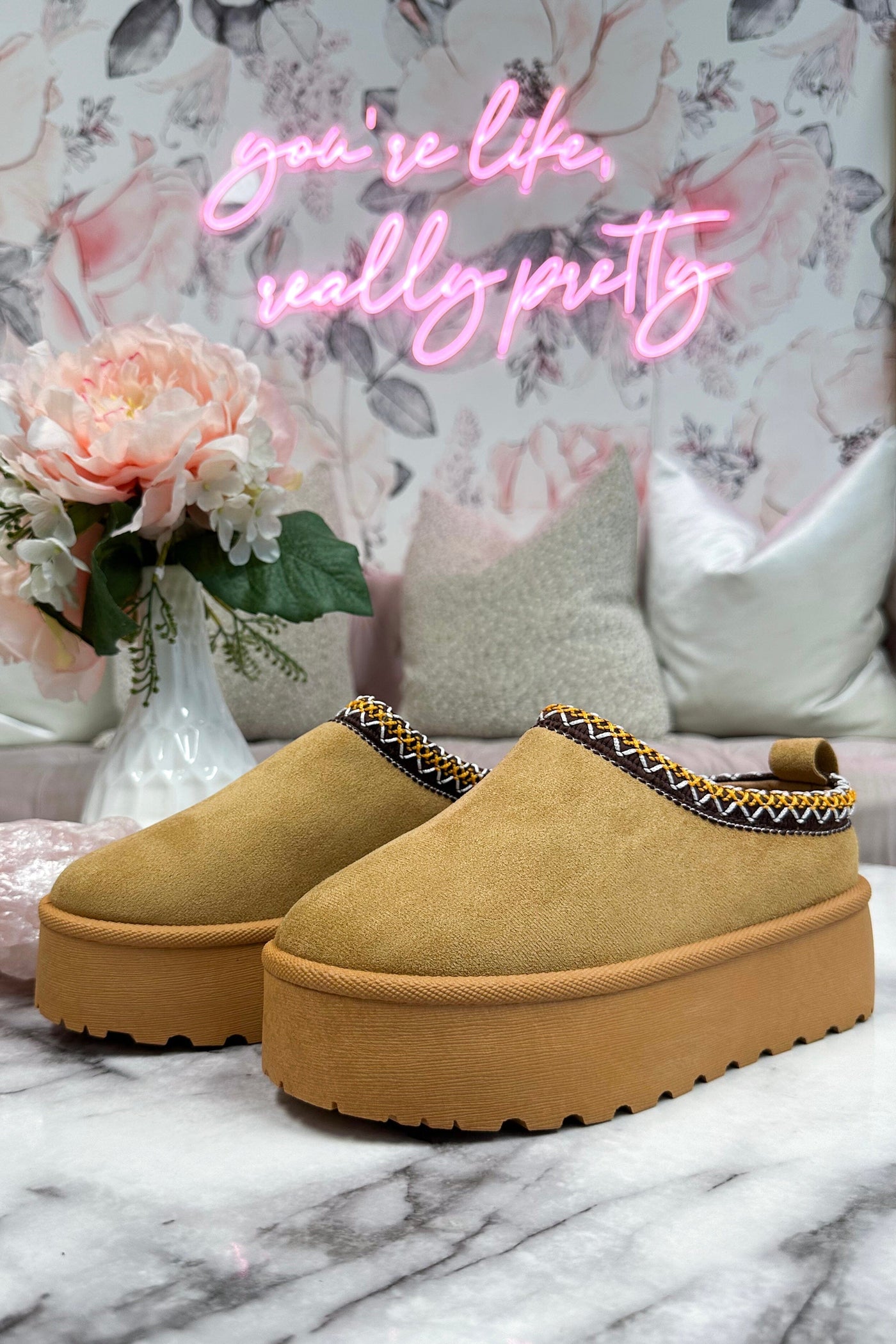 Moonie Stitched Fur Lined Platform Clog Slides: Camel - Bella and Bloom Boutique