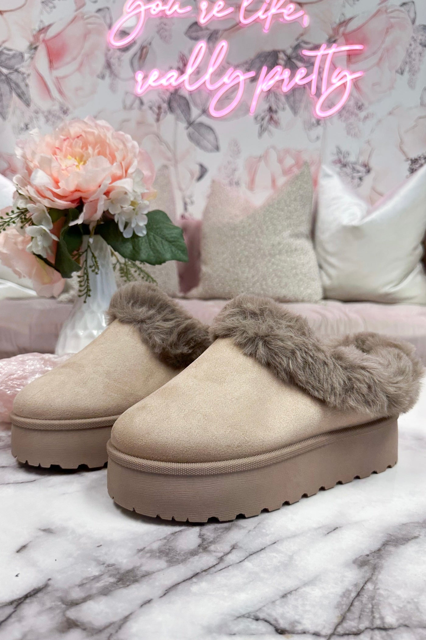 Brigham Fur Lined Platform Clog Slides: Taupe - Bella and Bloom Boutique