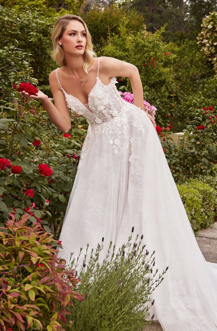 Perla Floral Applique Lace Wedding Dress: Off White - Bella and Bloom Boutique