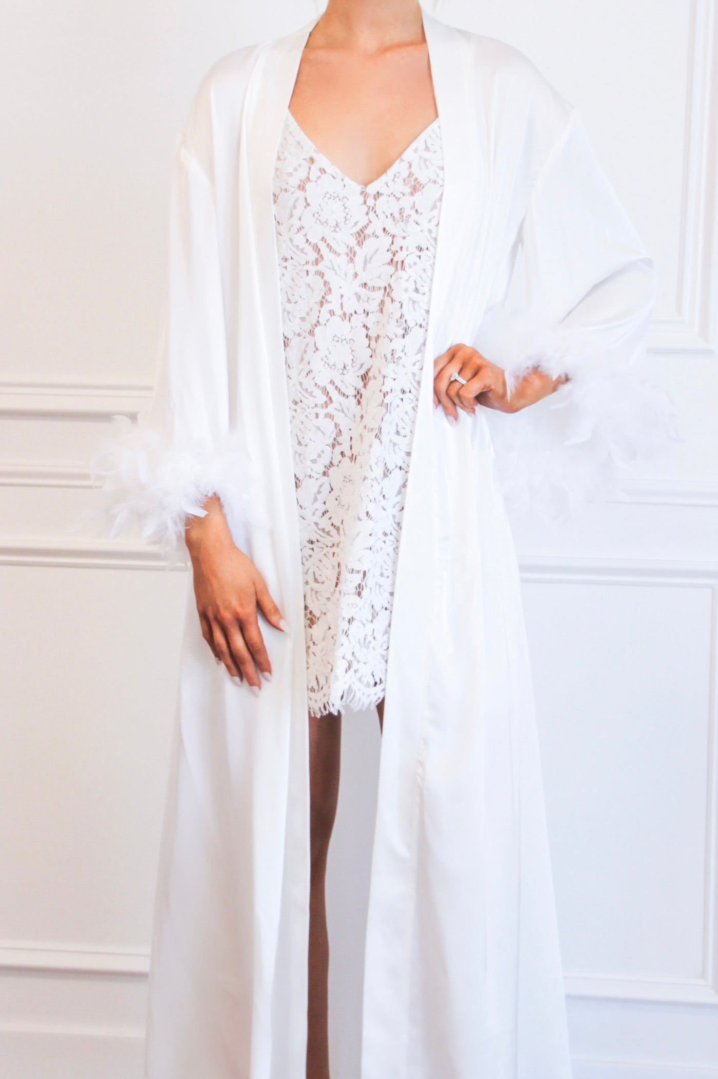 White Robe Party White robe for wedding day | Honestweddingadvice.com