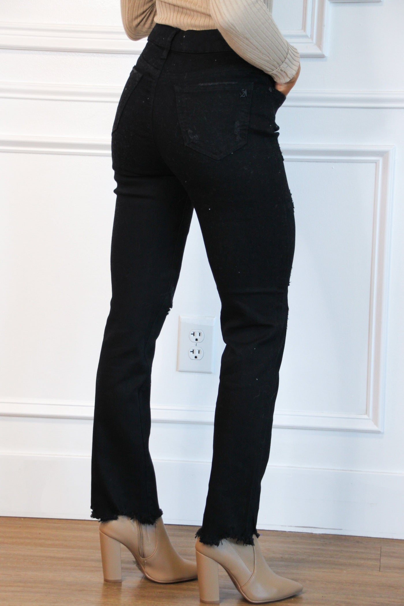 Dakota Distressed Denim: Black - Bella and Bloom Boutique