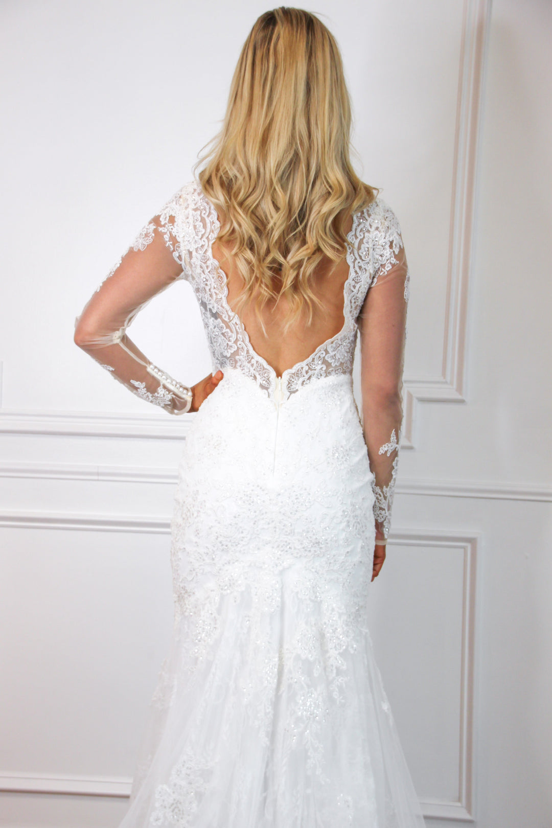 mermaid black lace wedding dress Black Lace Appliques Wedding Dresses 2026 for Women Mermaid/Trumpet V-Neck Sleeveless Floor-Length Tulle Bridal Gowns