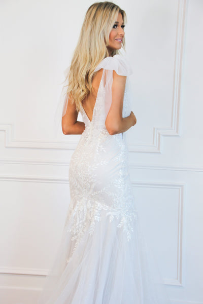 Vika Lace Sparkly Bow Sleeve Mermaid Wedding Dress: Off White - Bella and Bloom Boutique